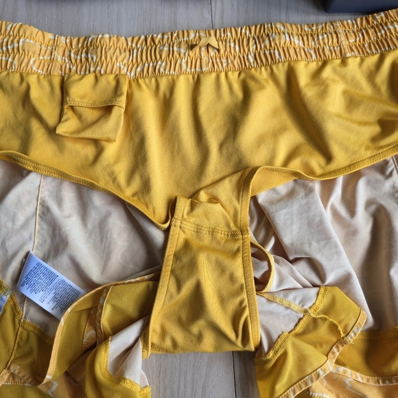 Athleta Printed Mesh Racer Run Short 4", Yellow - Picture 6 of 6